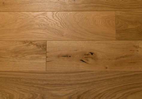 Brushed & Lacquered Oak colour